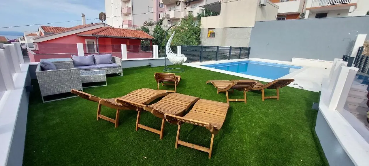Apartmani Nikola Trogir