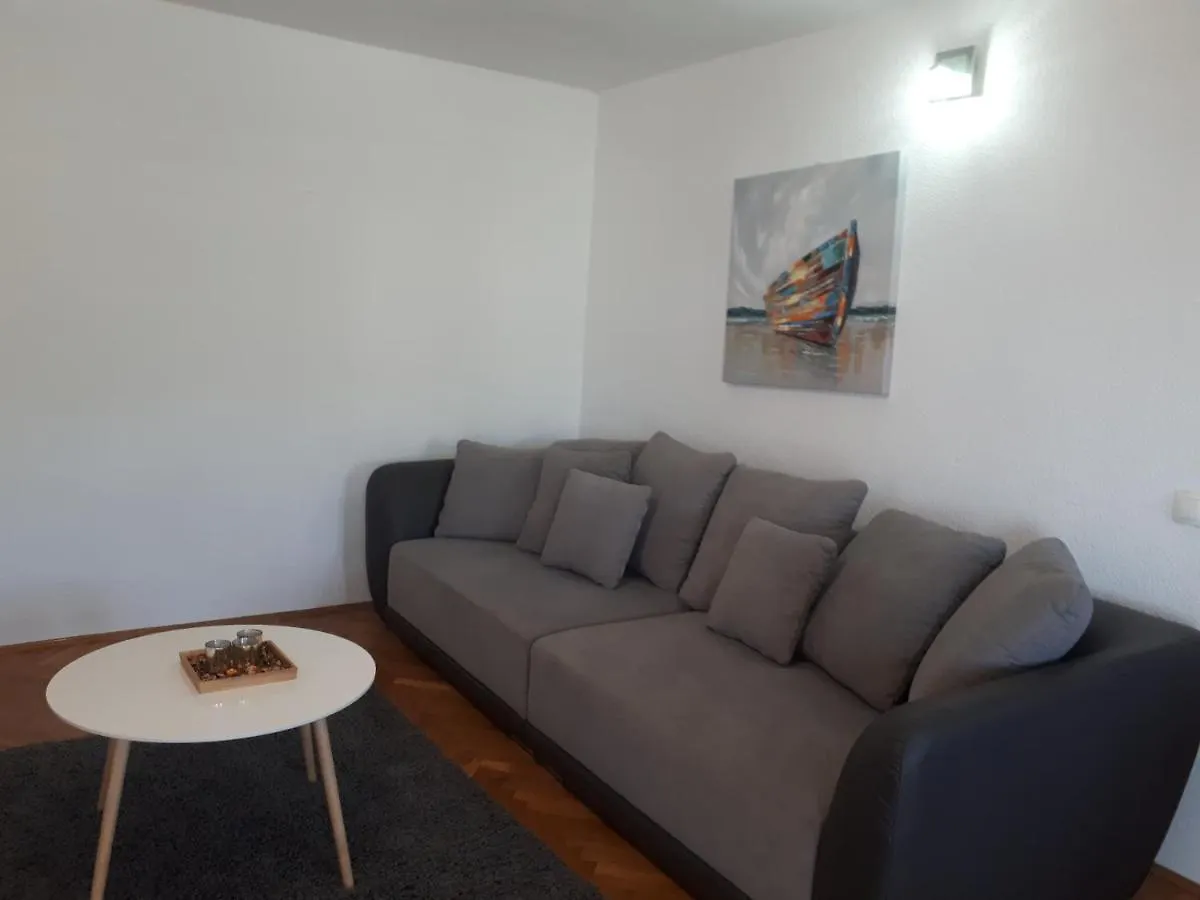 Apartmani Nikola Trogir