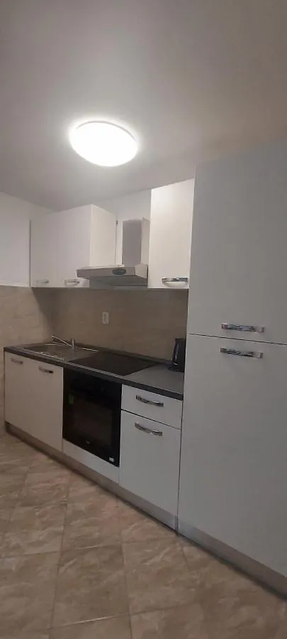 Apartmani Nikola Trogir 0*,  Croatie